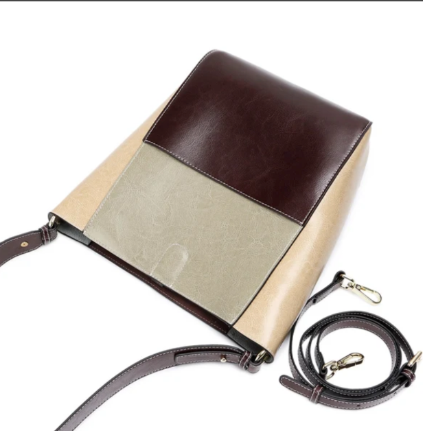 The Bella Corsa Leather Shoulder Bag